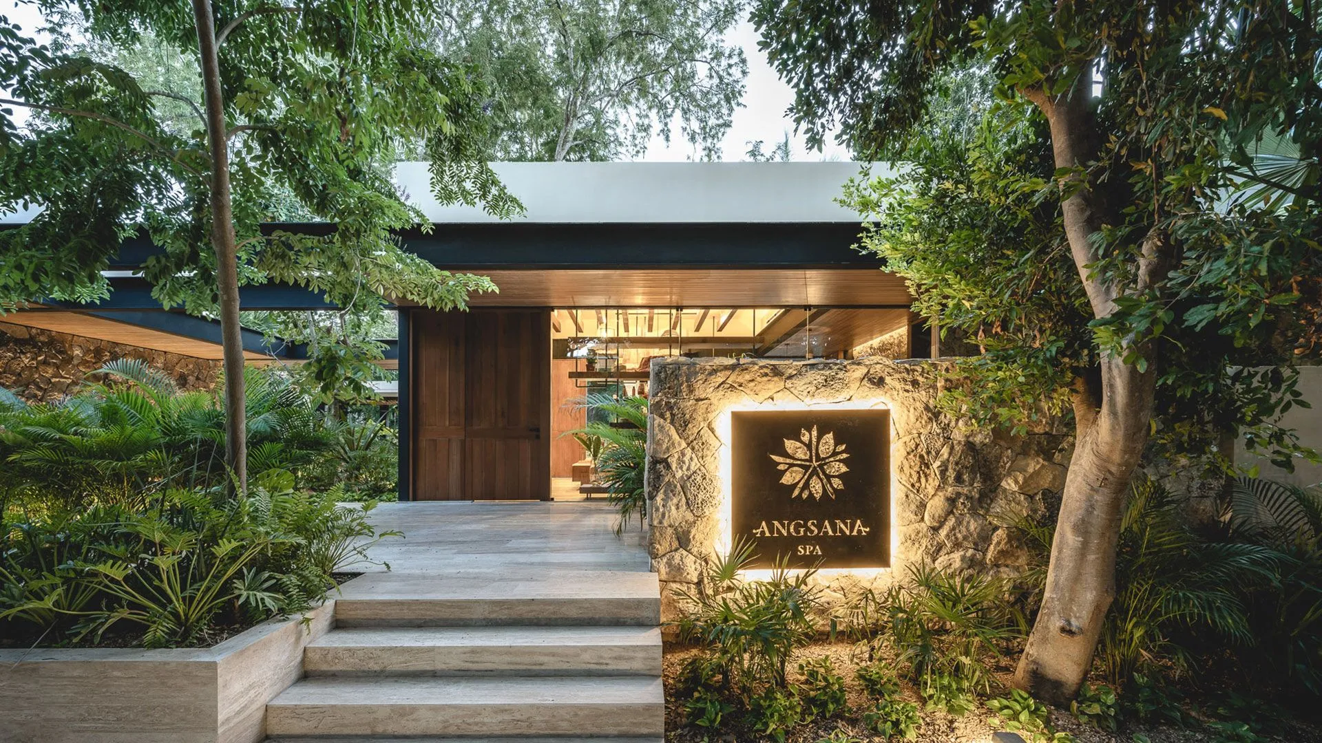 Xcanatun Residences